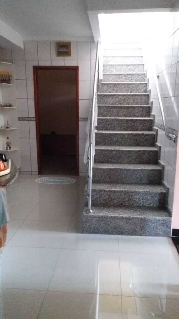Sobrado com piscina a venda no jardim novo mundo